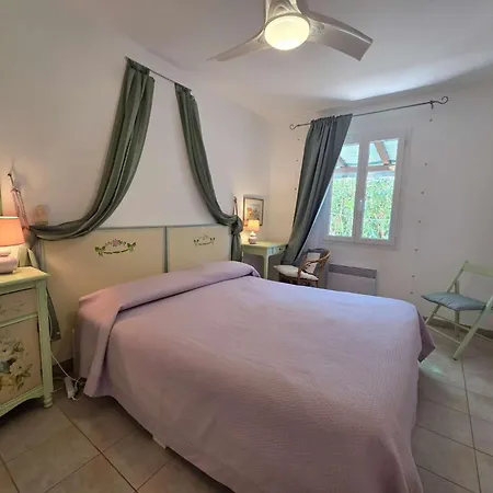 Maison 3 Pieces 6 Couchages * Lumio (Corsica)